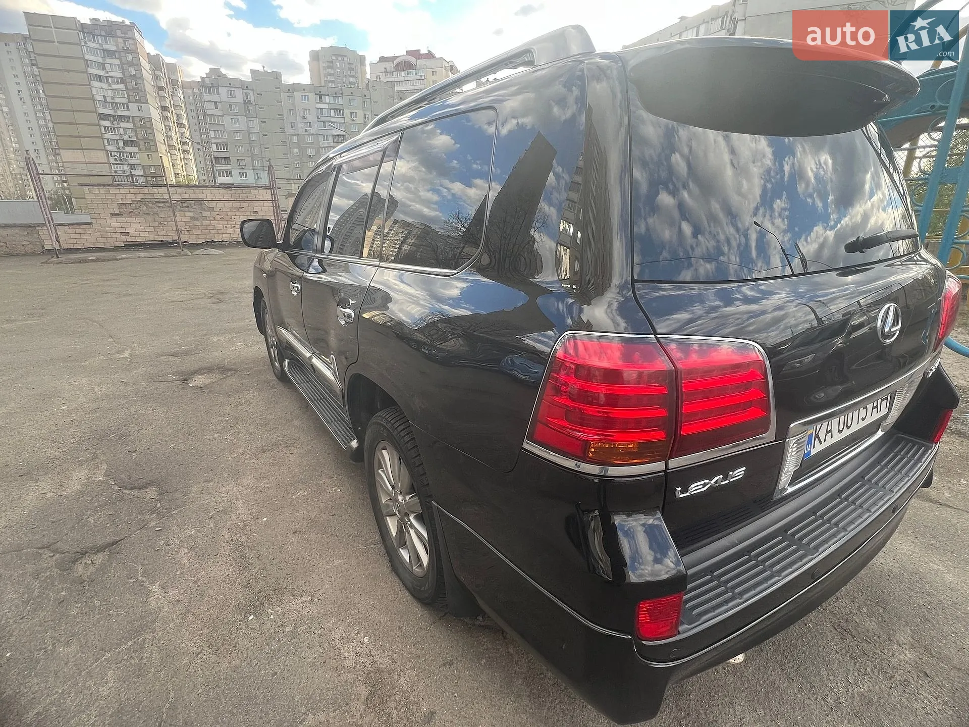 2011 Lexus LX - мініатюра 5