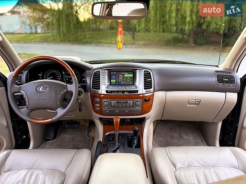 Позашляховик / Кросовер Lexus LX 2005 в Хмельницькому