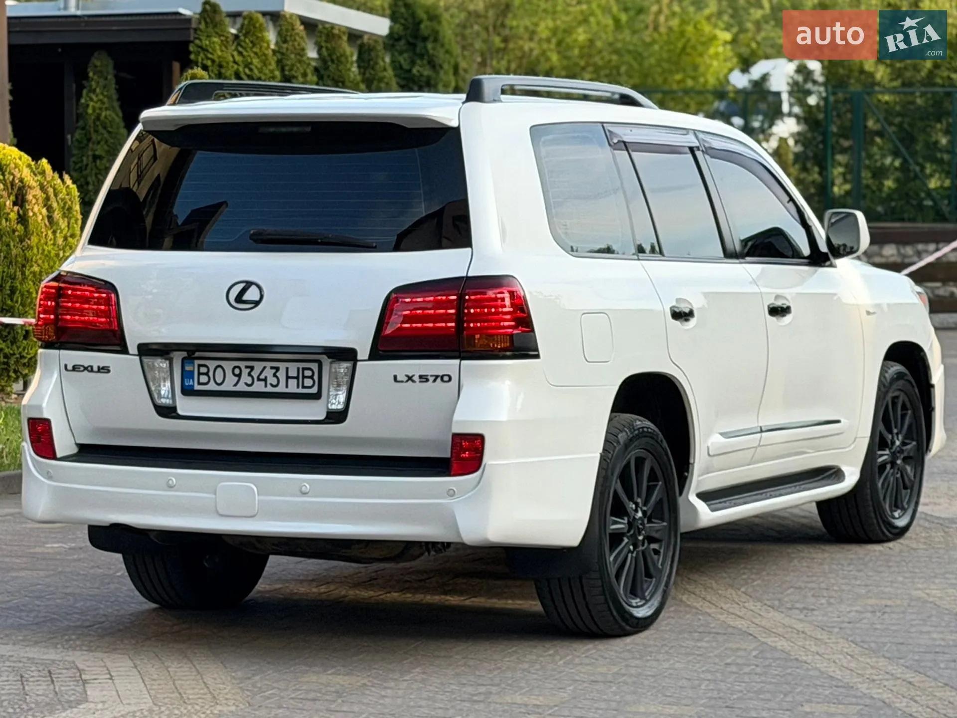 2011 Lexus LX - мініатюра 25