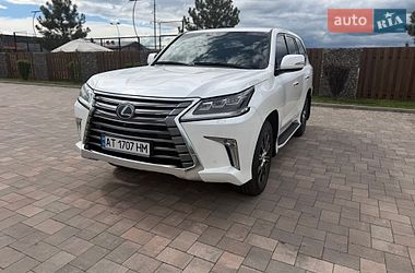 Позашляховик / Кросовер Lexus LX 2016 в Івано-Франківську