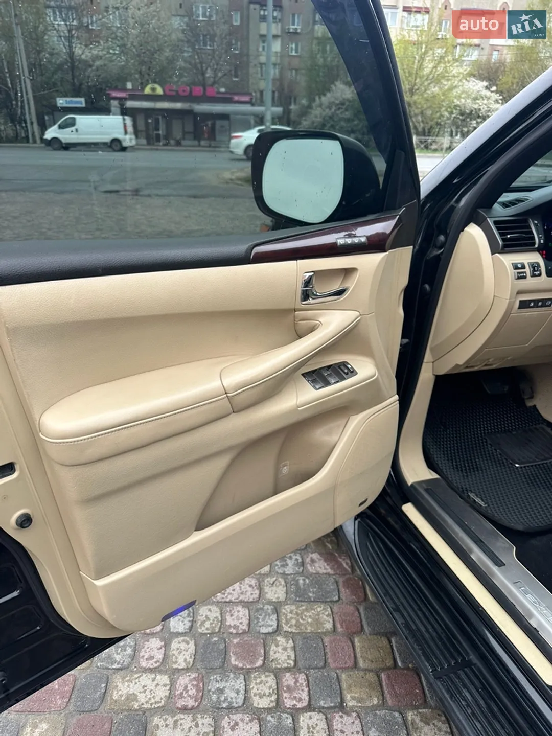 2010 Lexus LX - мініатюра 7