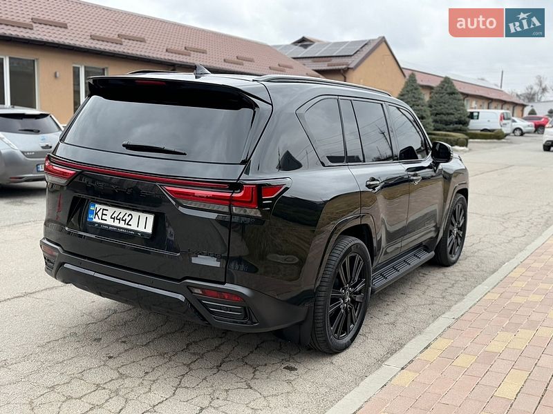 Внедорожник / Кроссовер Lexus LX 2023 в Днепре