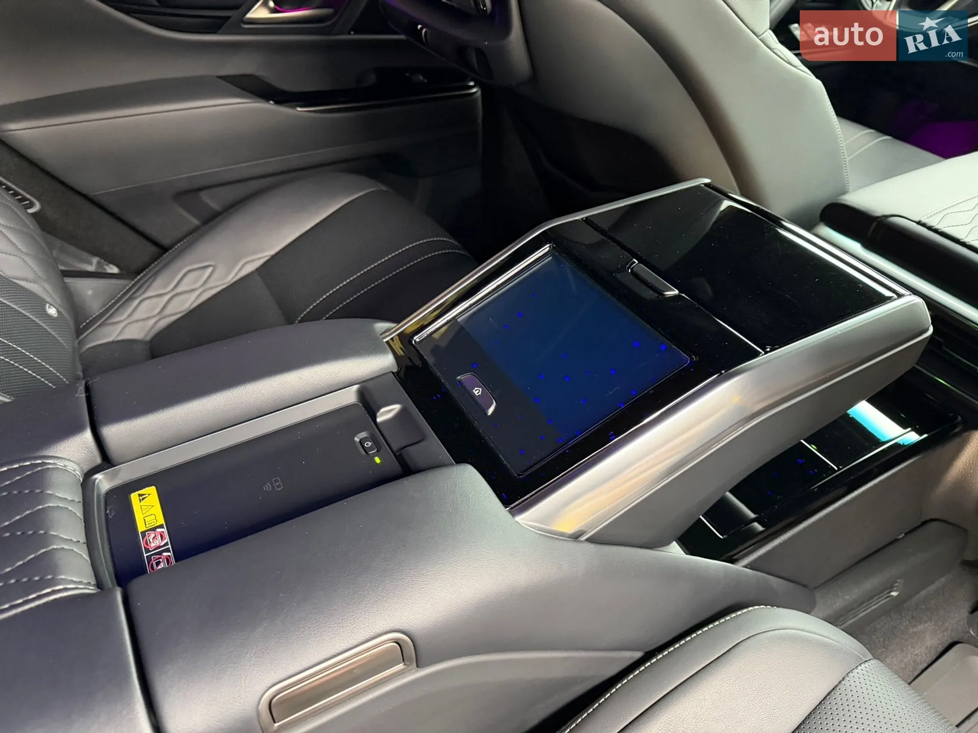 2023 Lexus LX - мініатюра 39