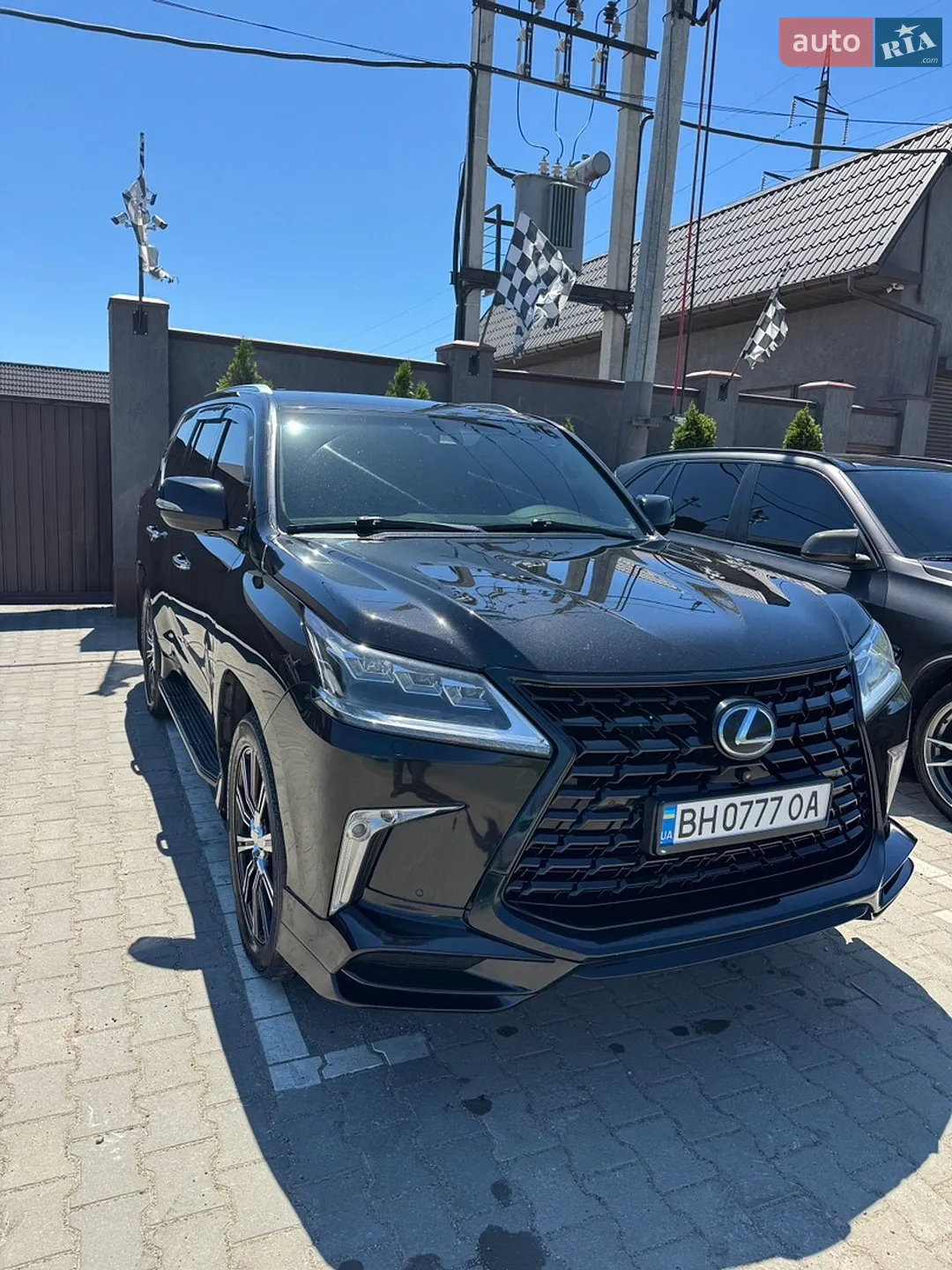2016 Lexus LX - мініатюра 3