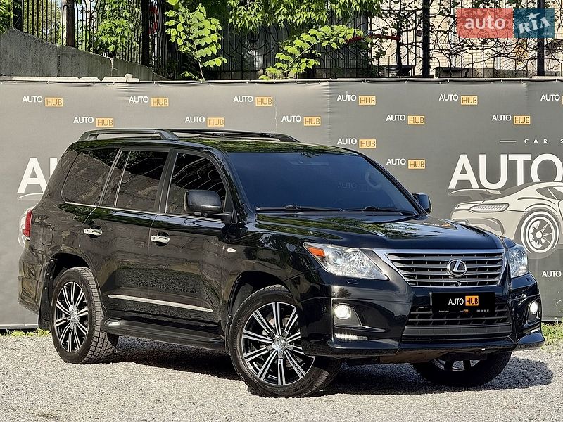 Lexus LX 2010