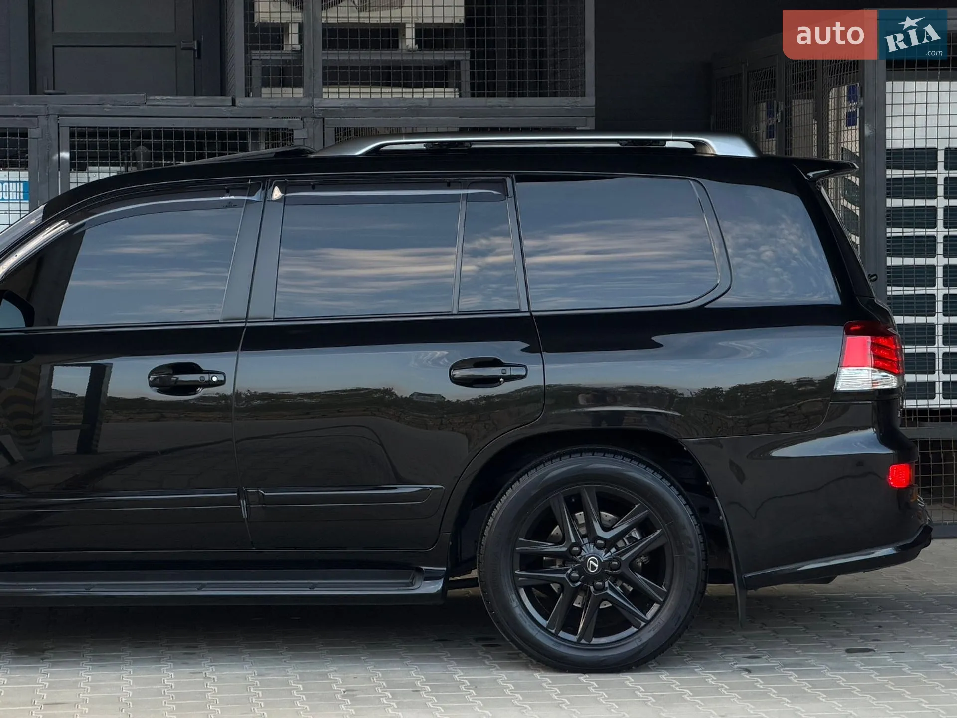 2012 Lexus LX - мініатюра 13