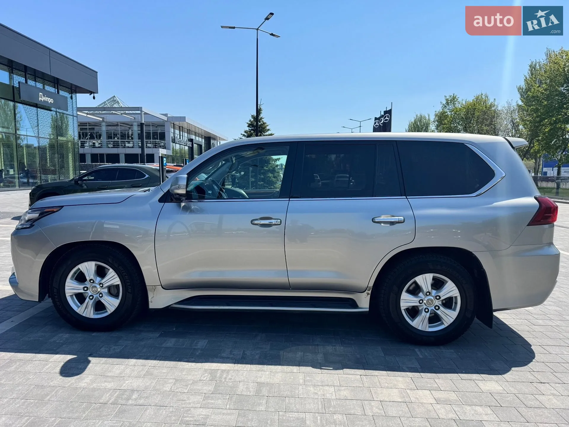 2017 Lexus LX - мініатюра 7