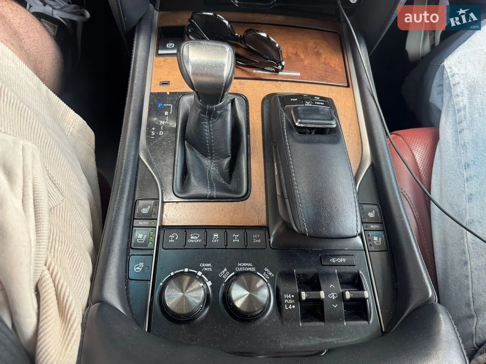 2017 Lexus LX - мініатюра 14