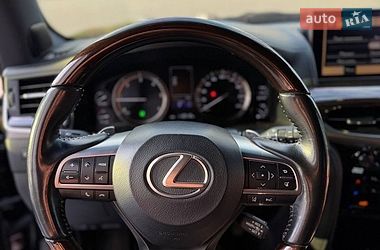 Позашляховик / Кросовер Lexus LX 2017 в Дніпрі