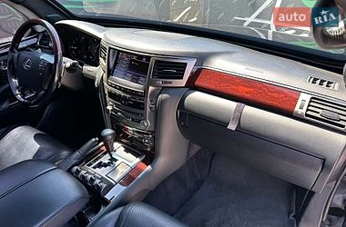 Внедорожник / Кроссовер Lexus LX 2015 в Киеве