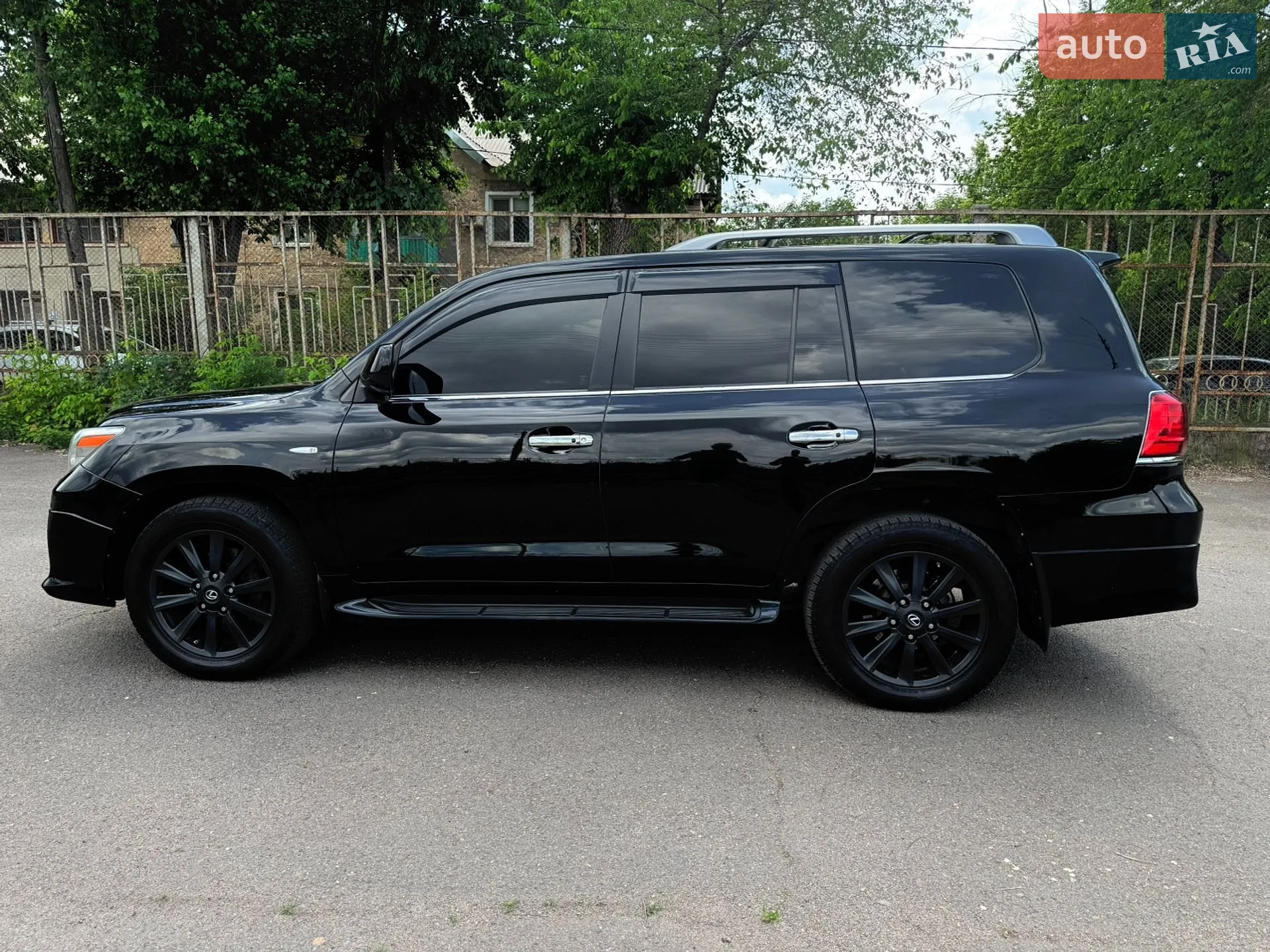 2011 Lexus LX - мініатюра 8