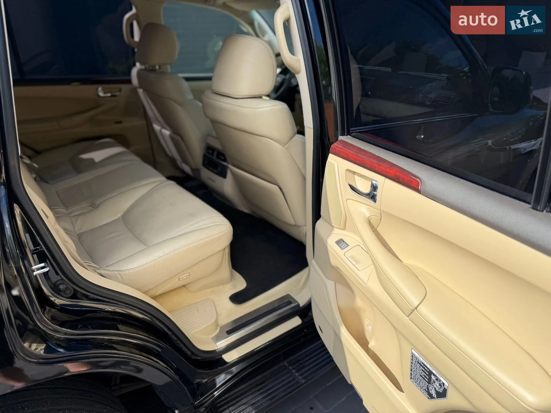 2011 Lexus LX - мініатюра 15