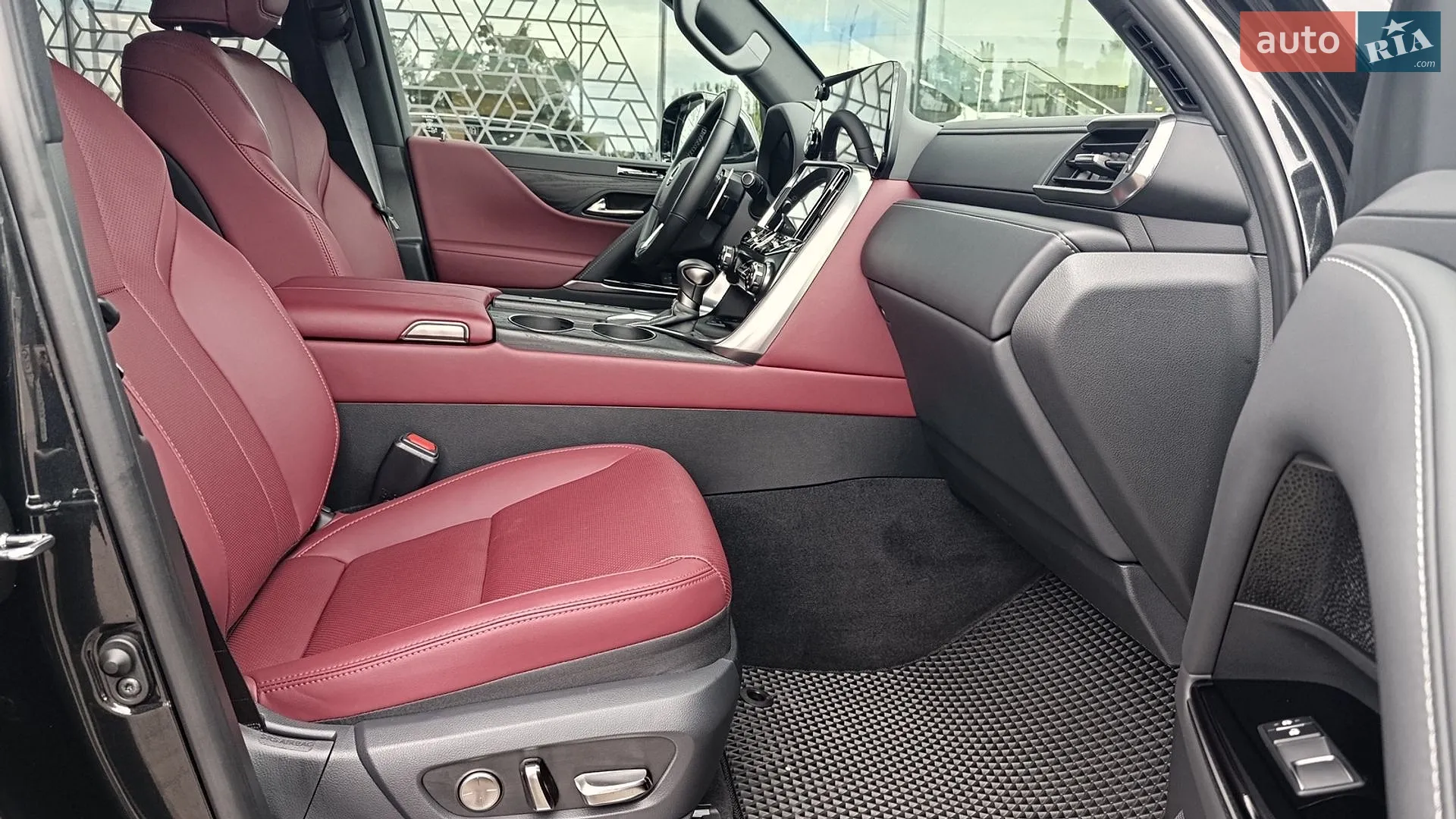 2025 Lexus LX - мініатюра 8