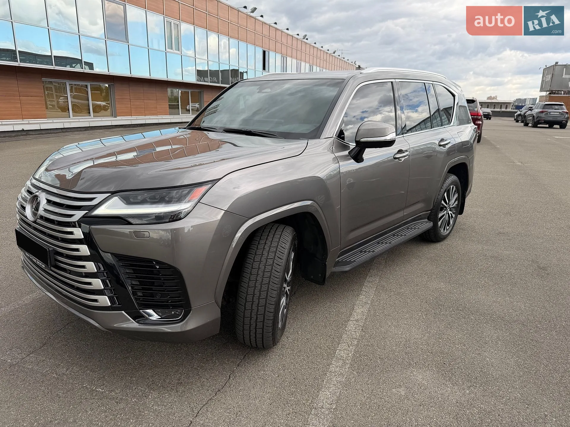 2025 Lexus LX - мініатюра 2
