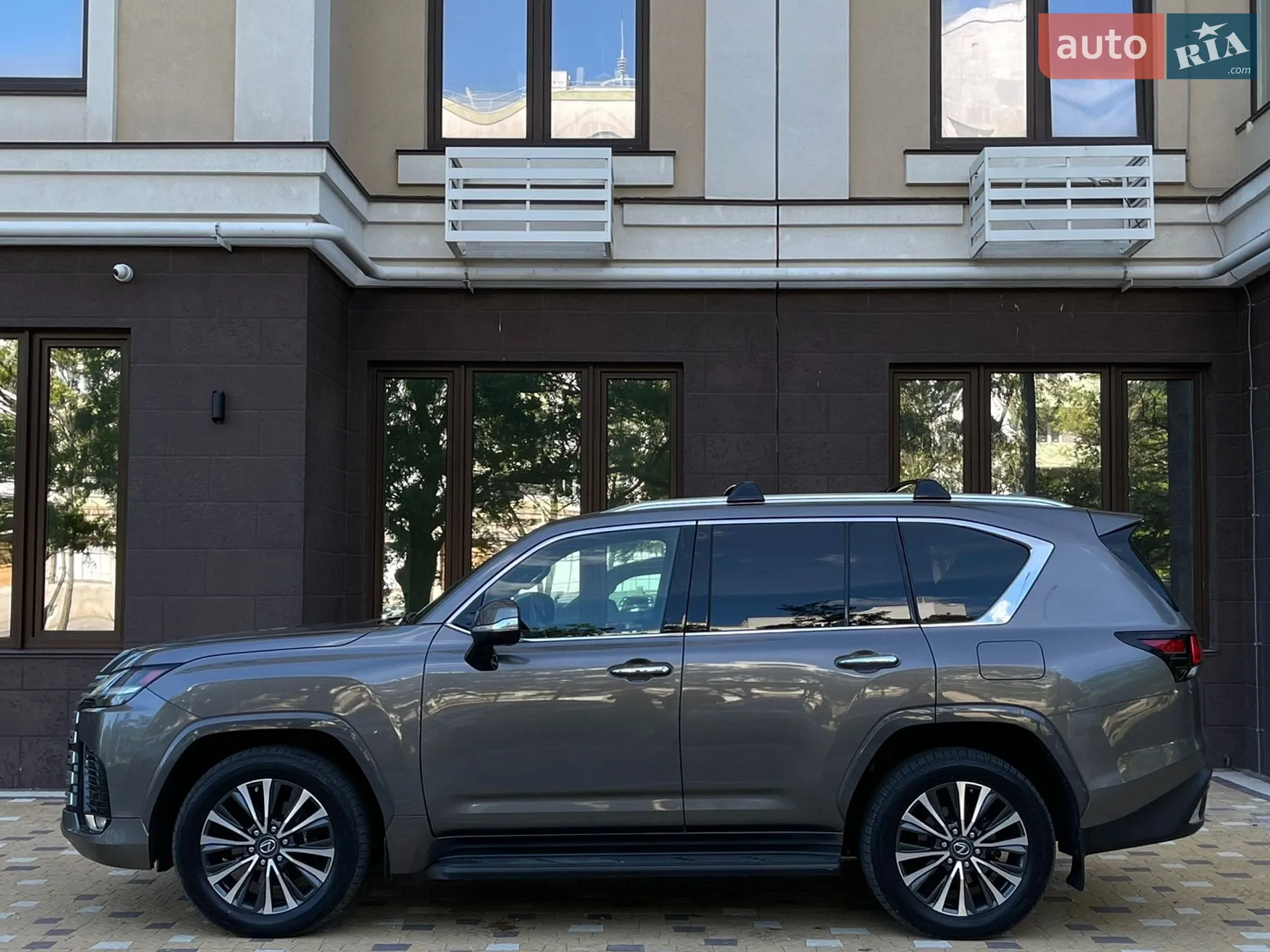 2022 Lexus LX - мініатюра 12