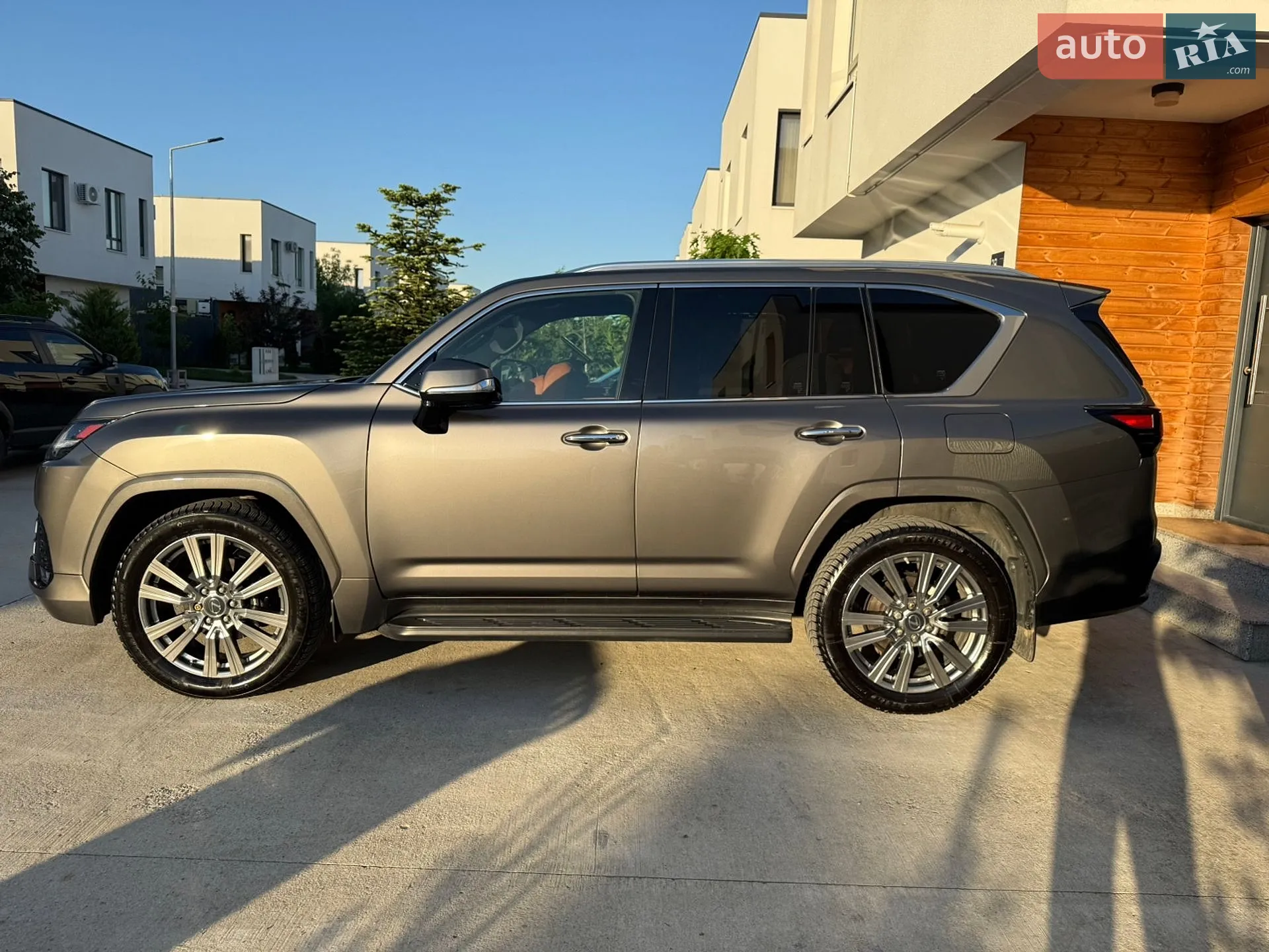 2022 Lexus LX - мініатюра 4