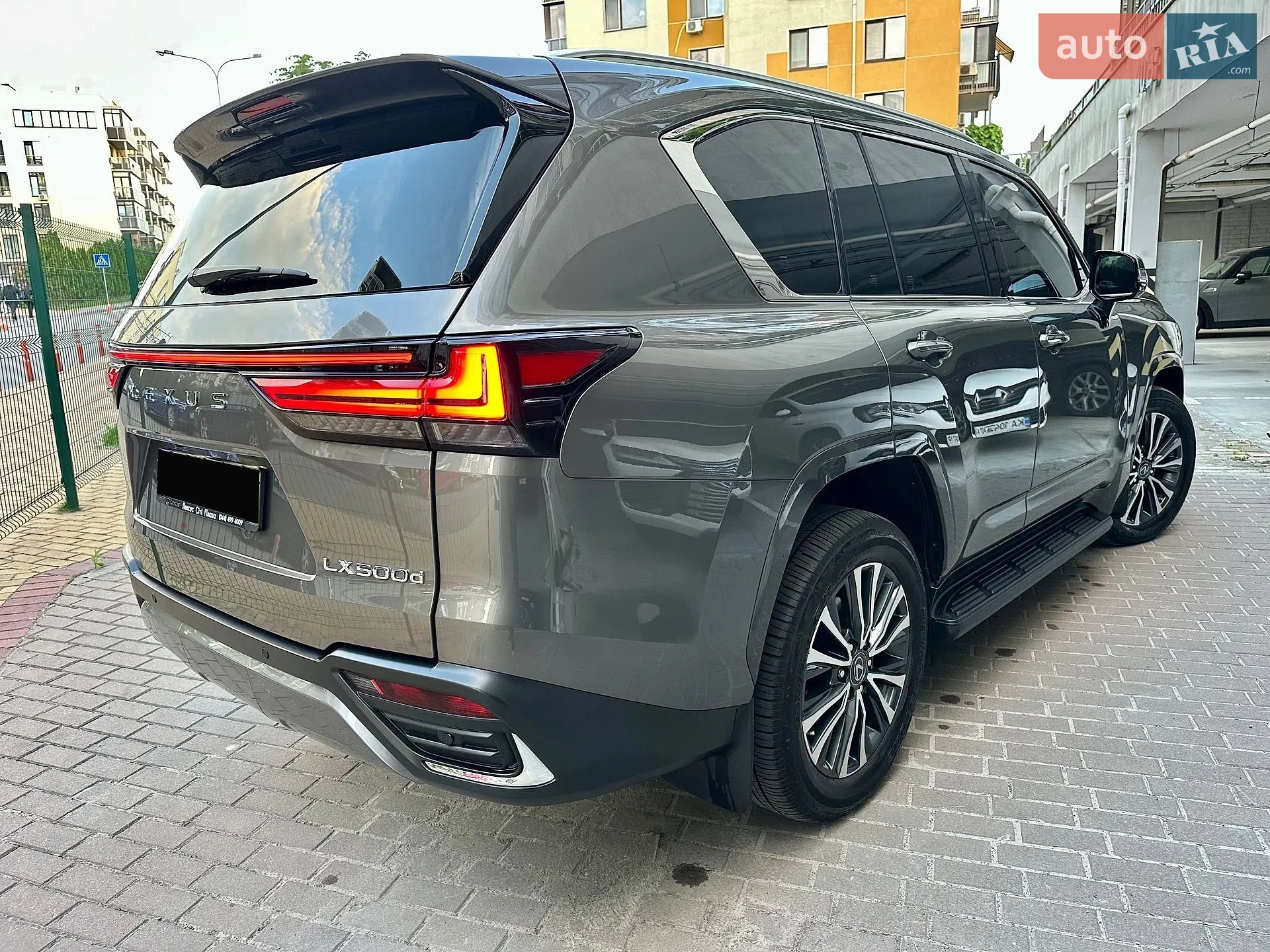 2022 Lexus LX - мініатюра 8