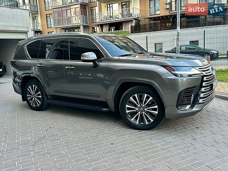 Внедорожник / Кроссовер Lexus LX 2022 в Киеве