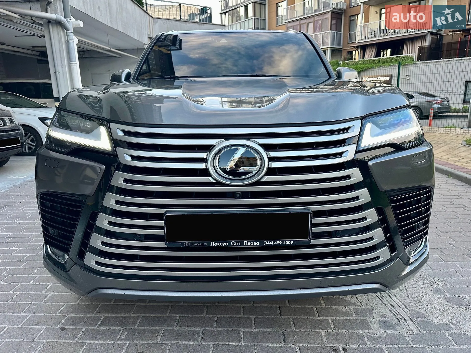 2022 Lexus LX - мініатюра 13