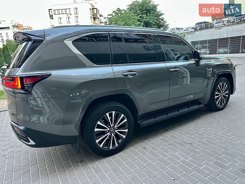 Внедорожник / Кроссовер Lexus LX 2022 в Киеве