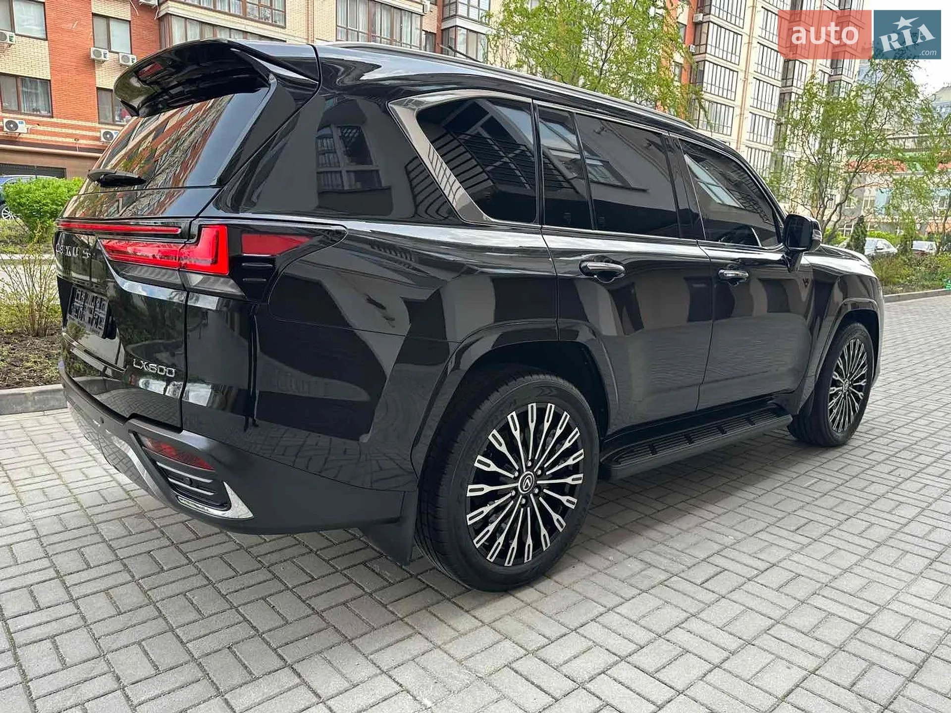 2023 Lexus LX - мініатюра 23
