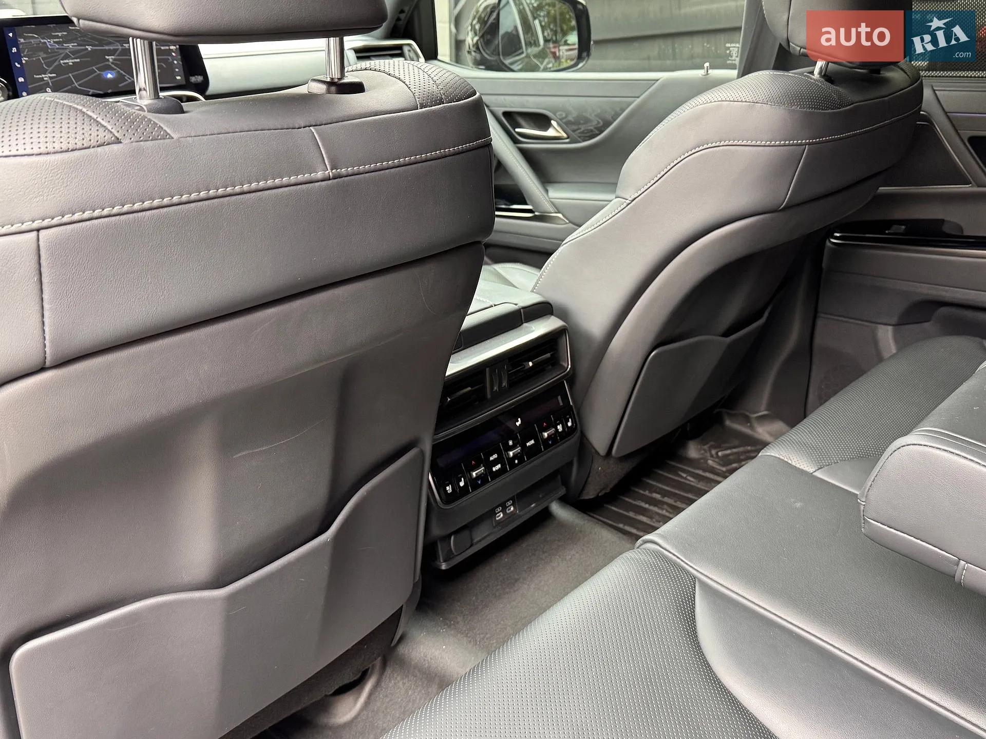 2023 Lexus LX - мініатюра 12
