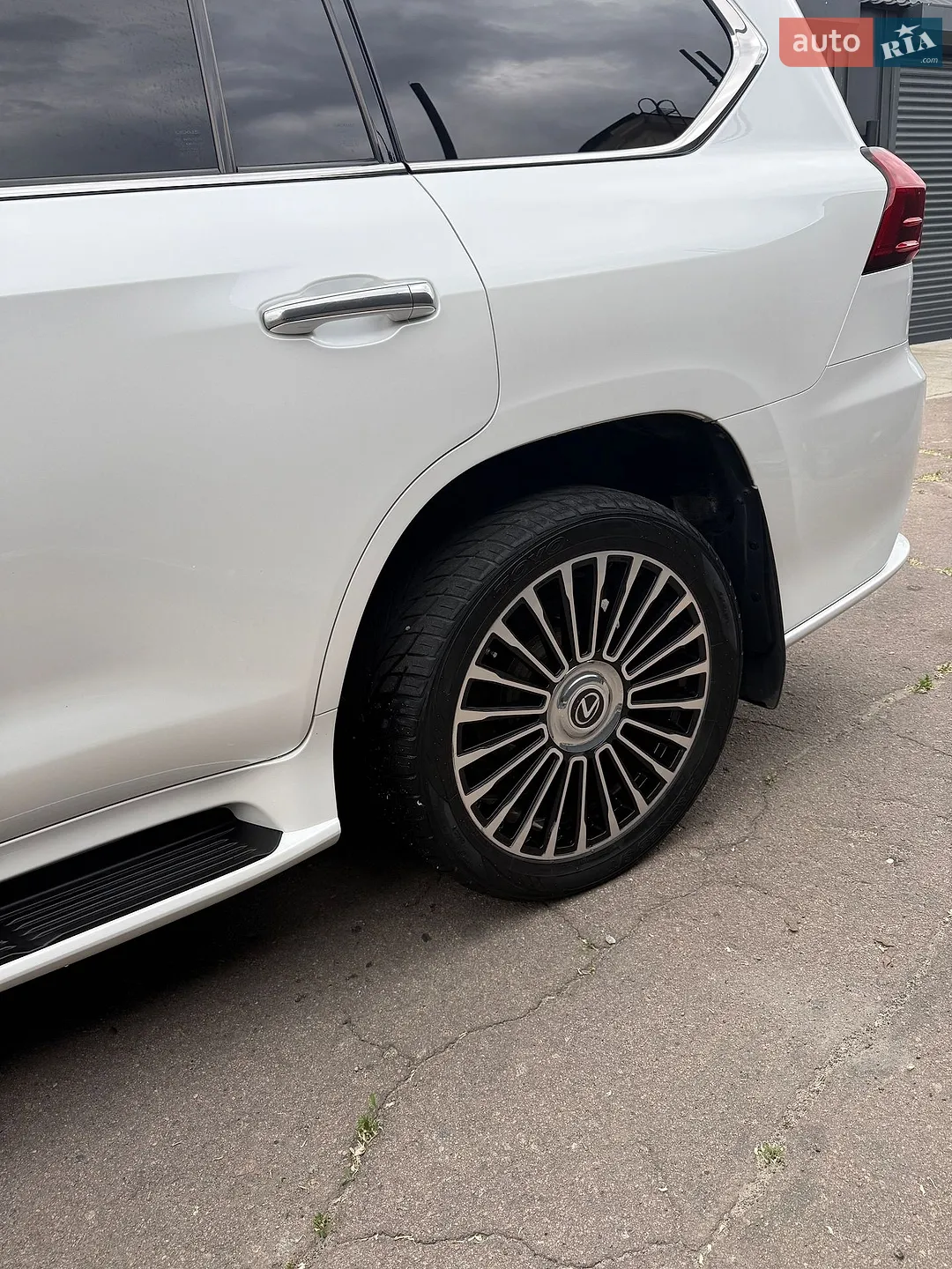 2019 Lexus LX - мініатюра 19