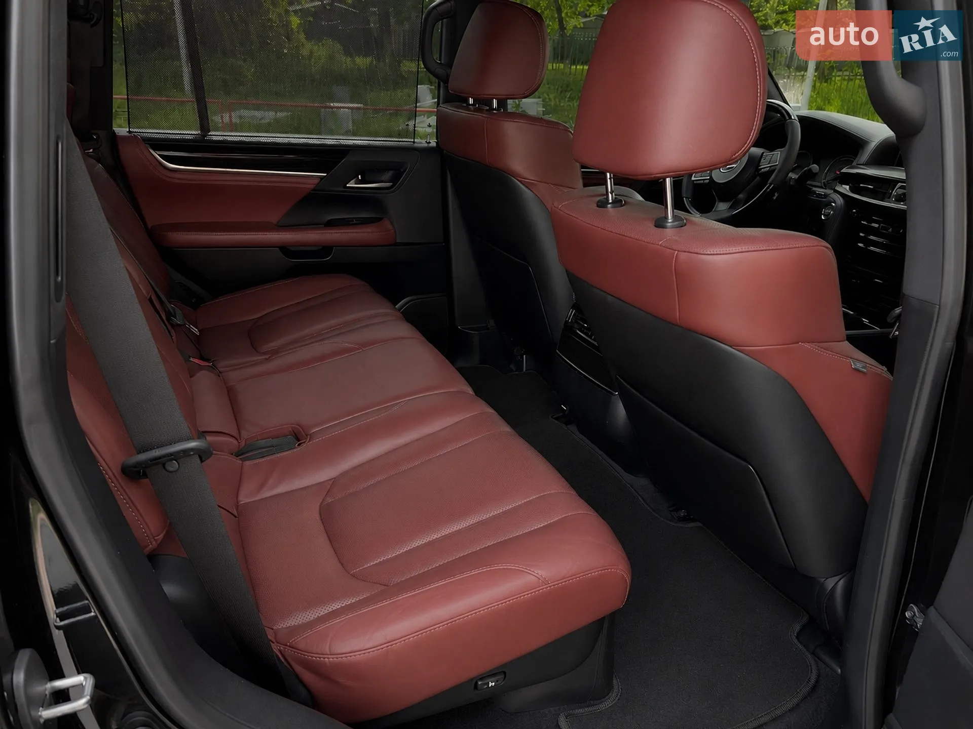 2016 Lexus LX - мініатюра 21