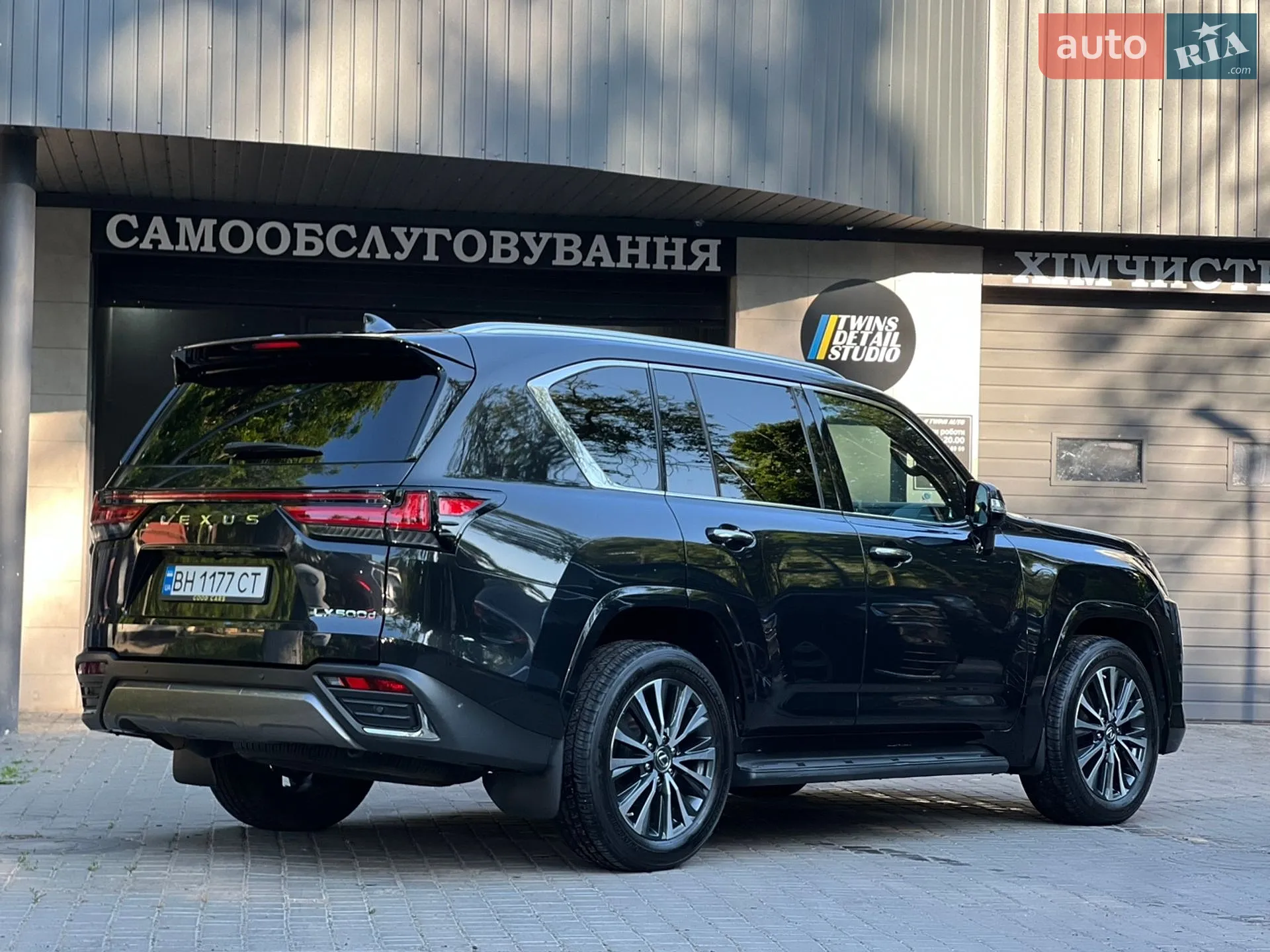 2023 Lexus LX - мініатюра 6