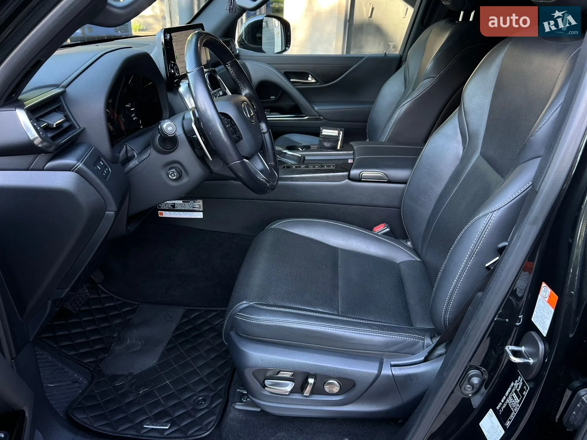 2023 Lexus LX - мініатюра 19
