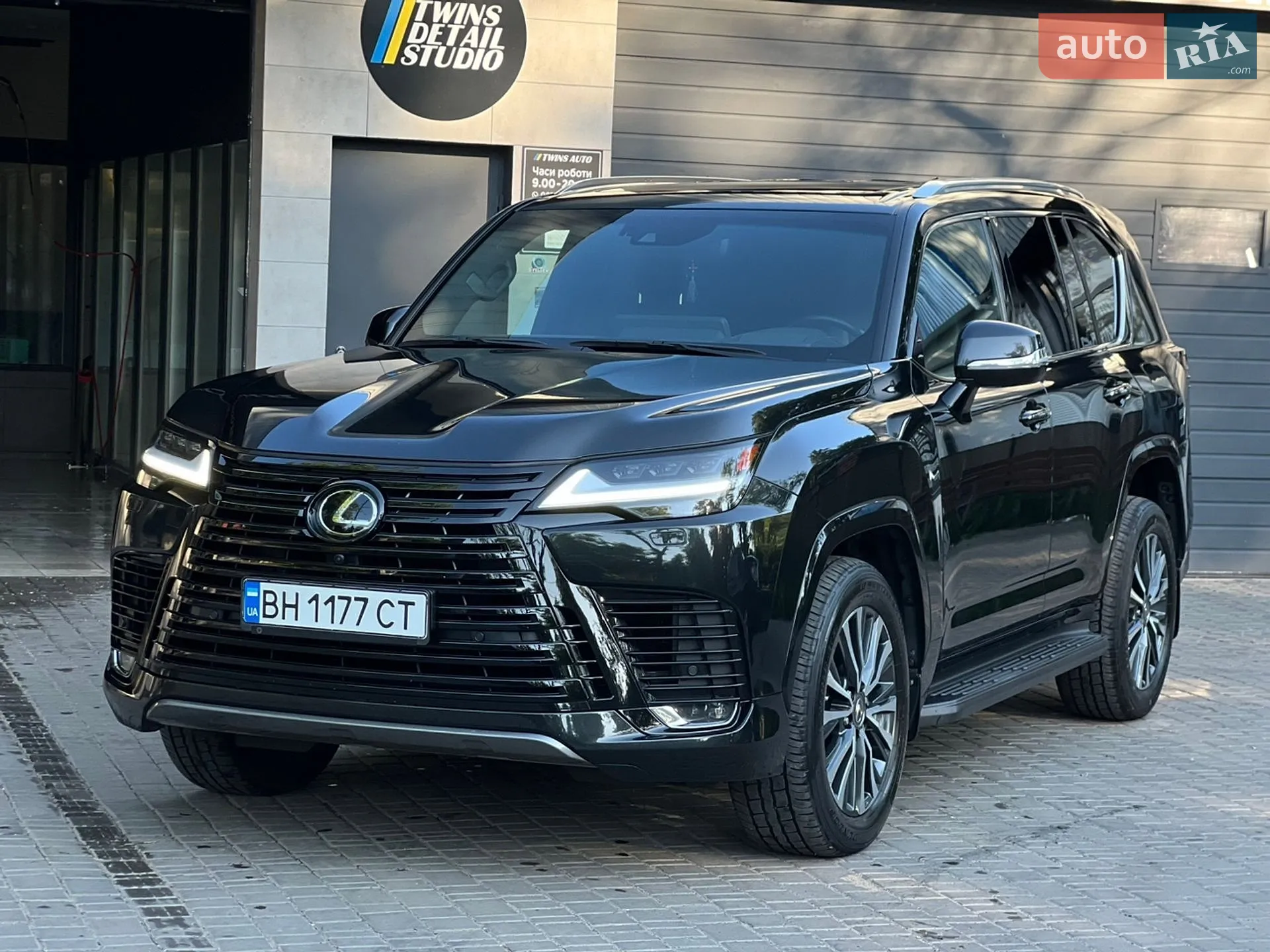 2023 Lexus LX - мініатюра 17