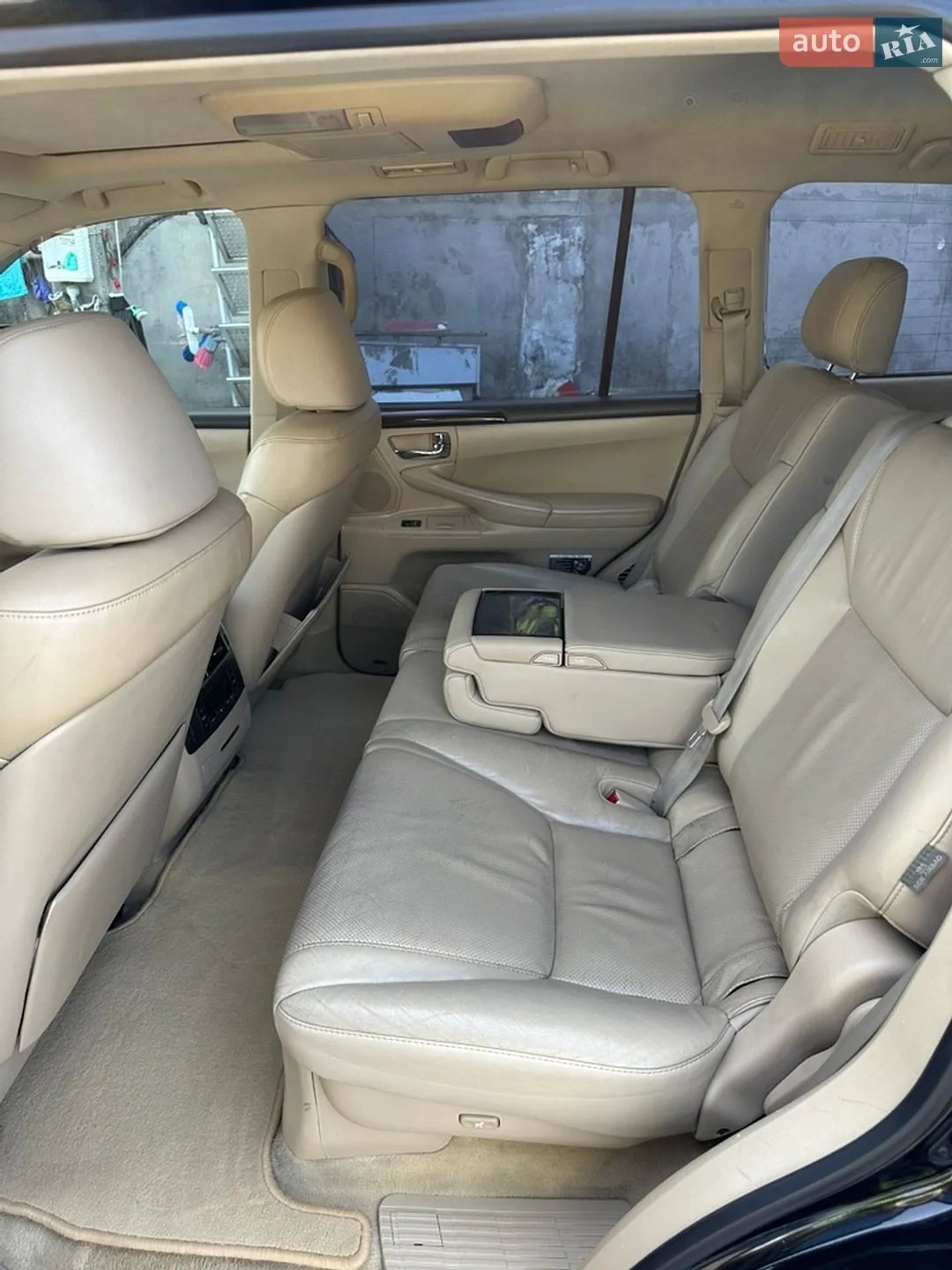 2010 Lexus LX - мініатюра 41