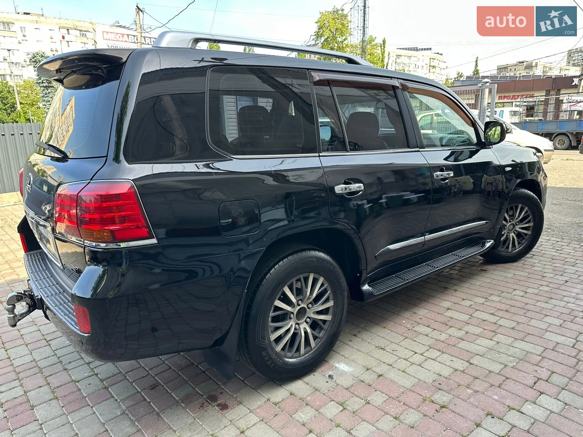 2010 Lexus LX - мініатюра 46