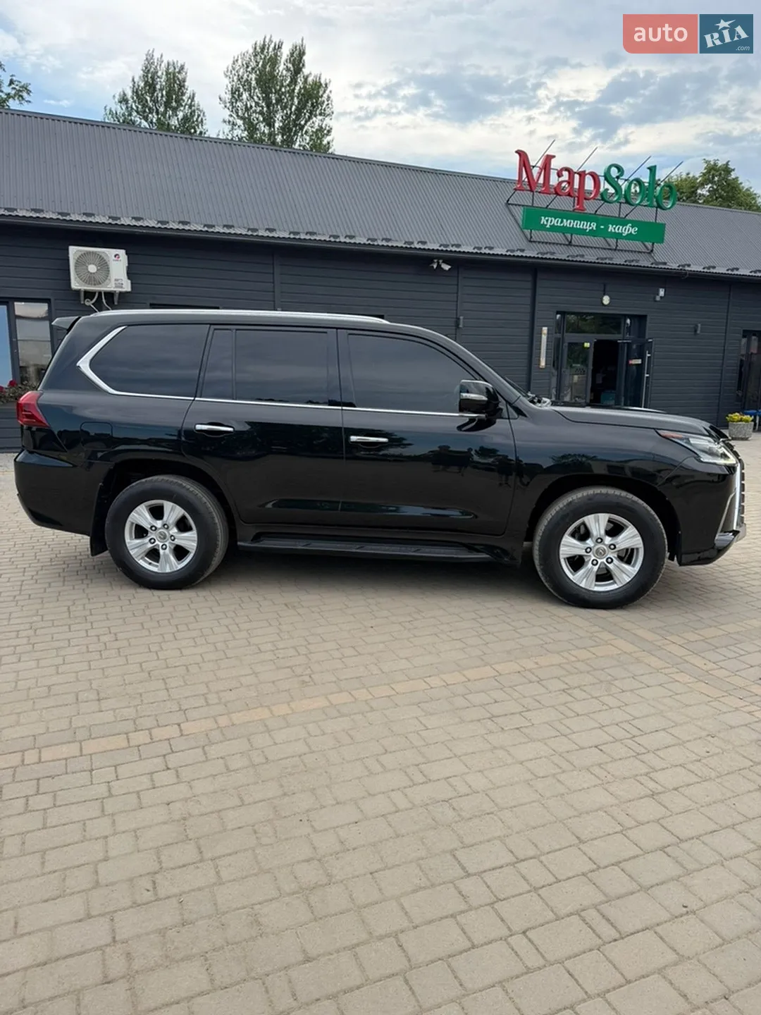 2017 Lexus LX - мініатюра 16
