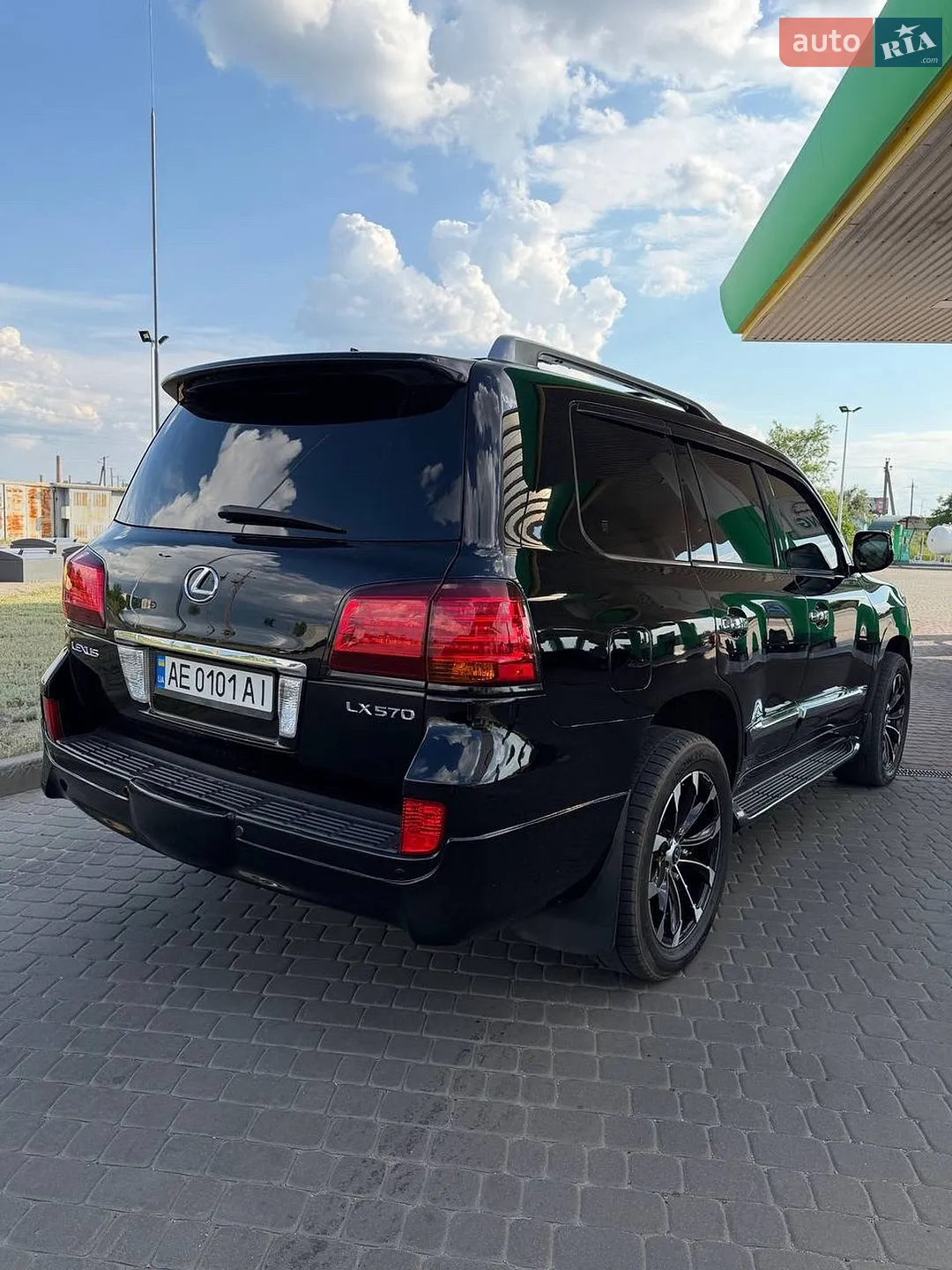 2010 Lexus LX - мініатюра 4