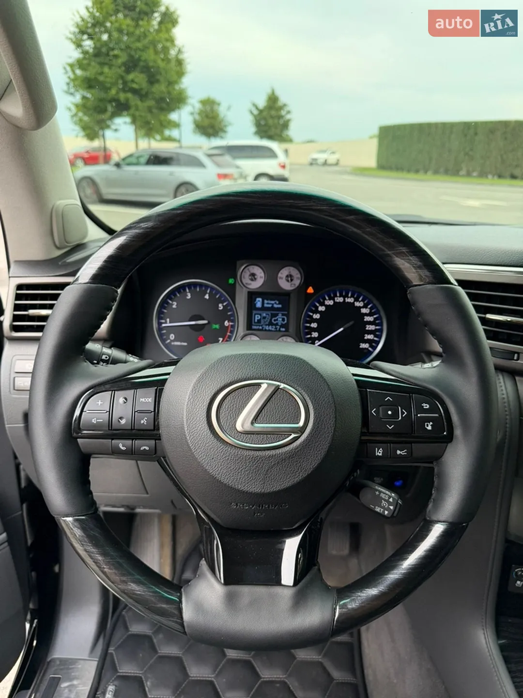 2010 Lexus LX - мініатюра 23