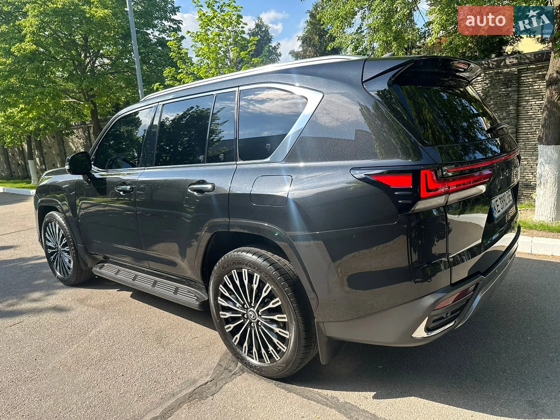 2023 Lexus LX - мініатюра 16
