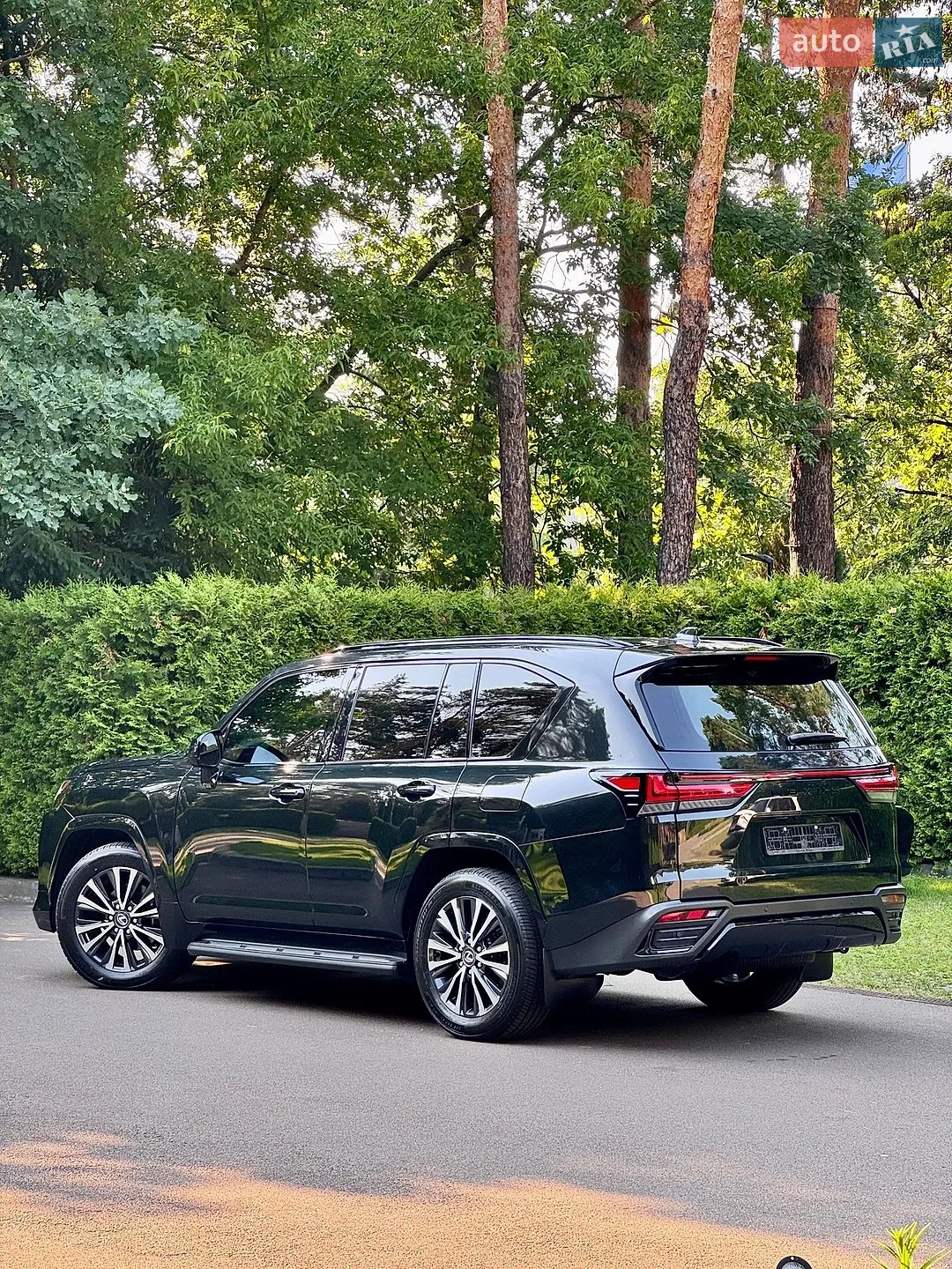 2025 Lexus LX - мініатюра 14