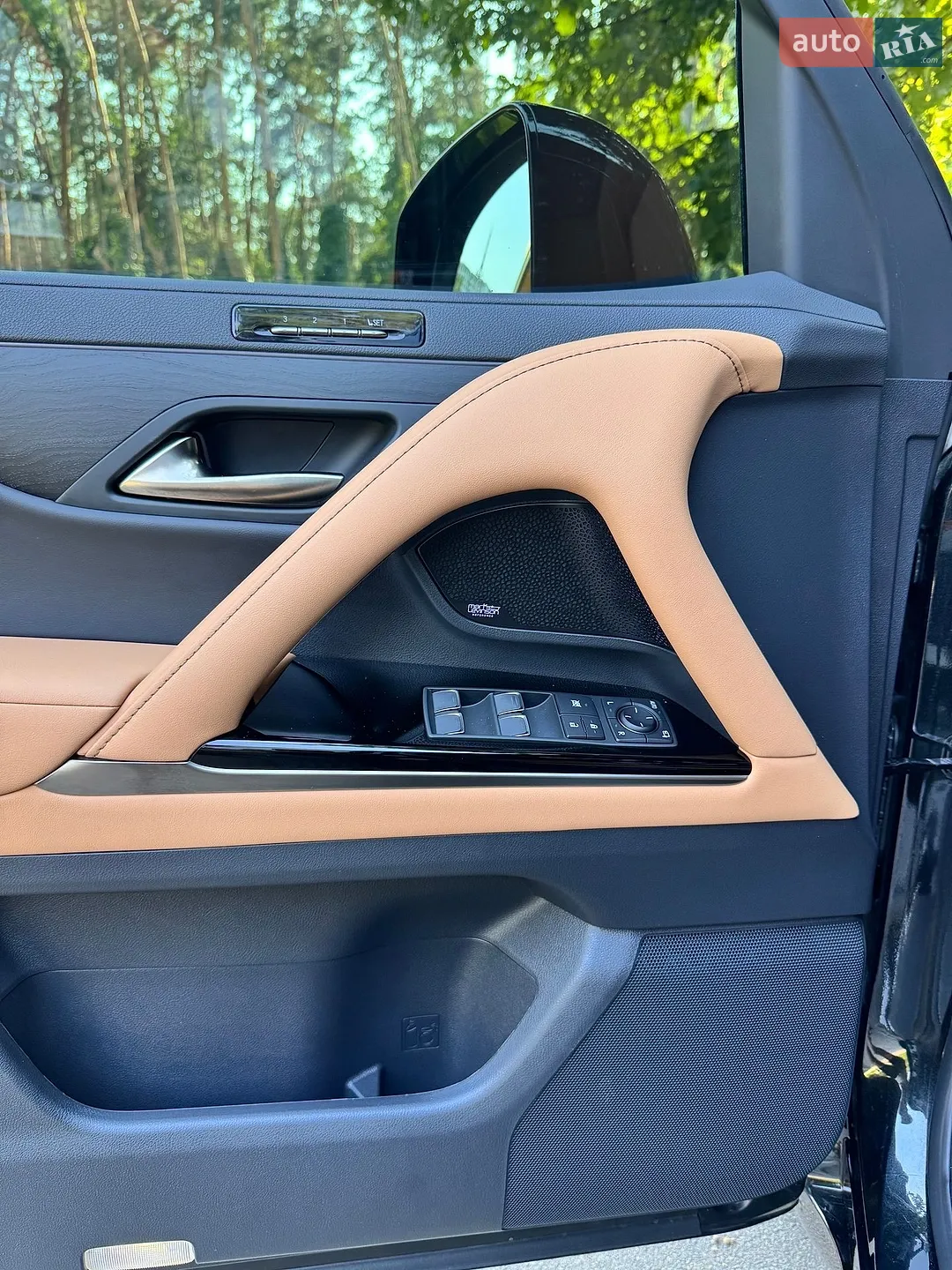 2025 Lexus LX - мініатюра 34