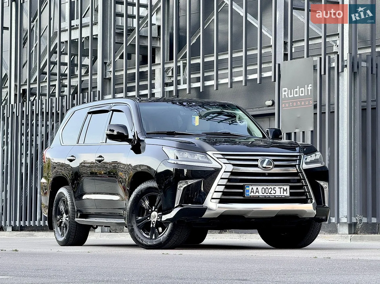 2017 Lexus LX - мініатюра 17