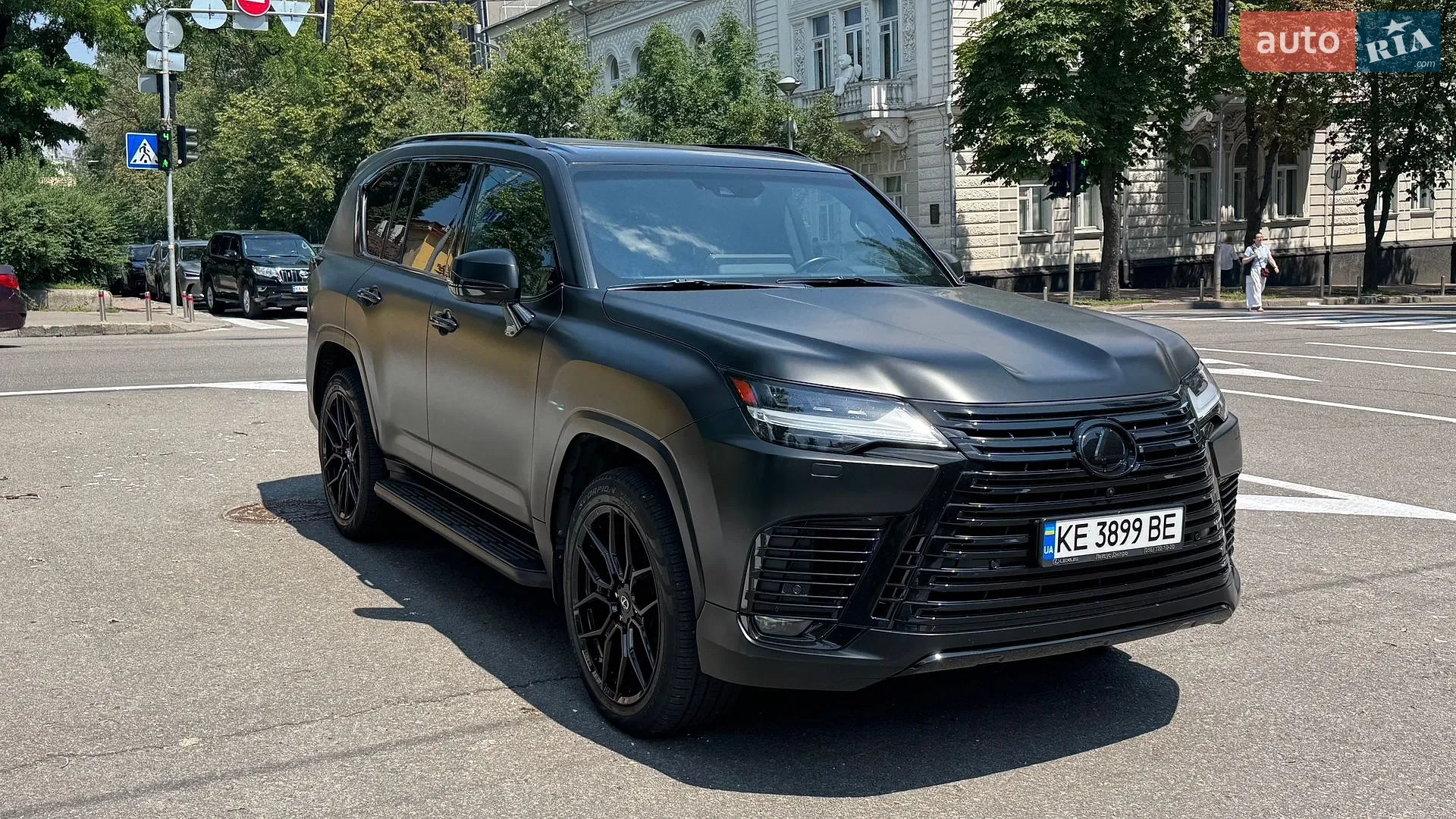 2022 Lexus LX - мініатюра 3