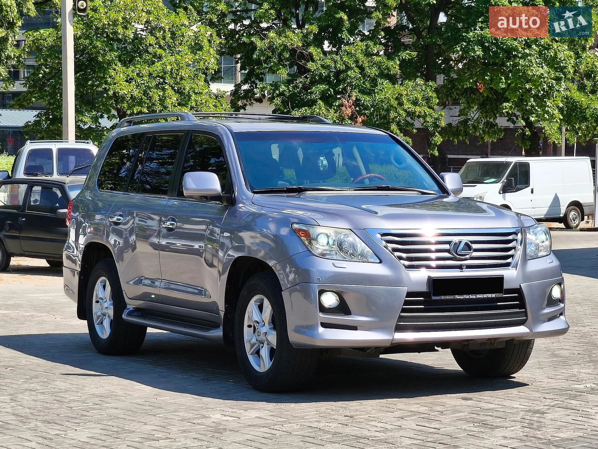 2011 Lexus LX - мініатюра 4