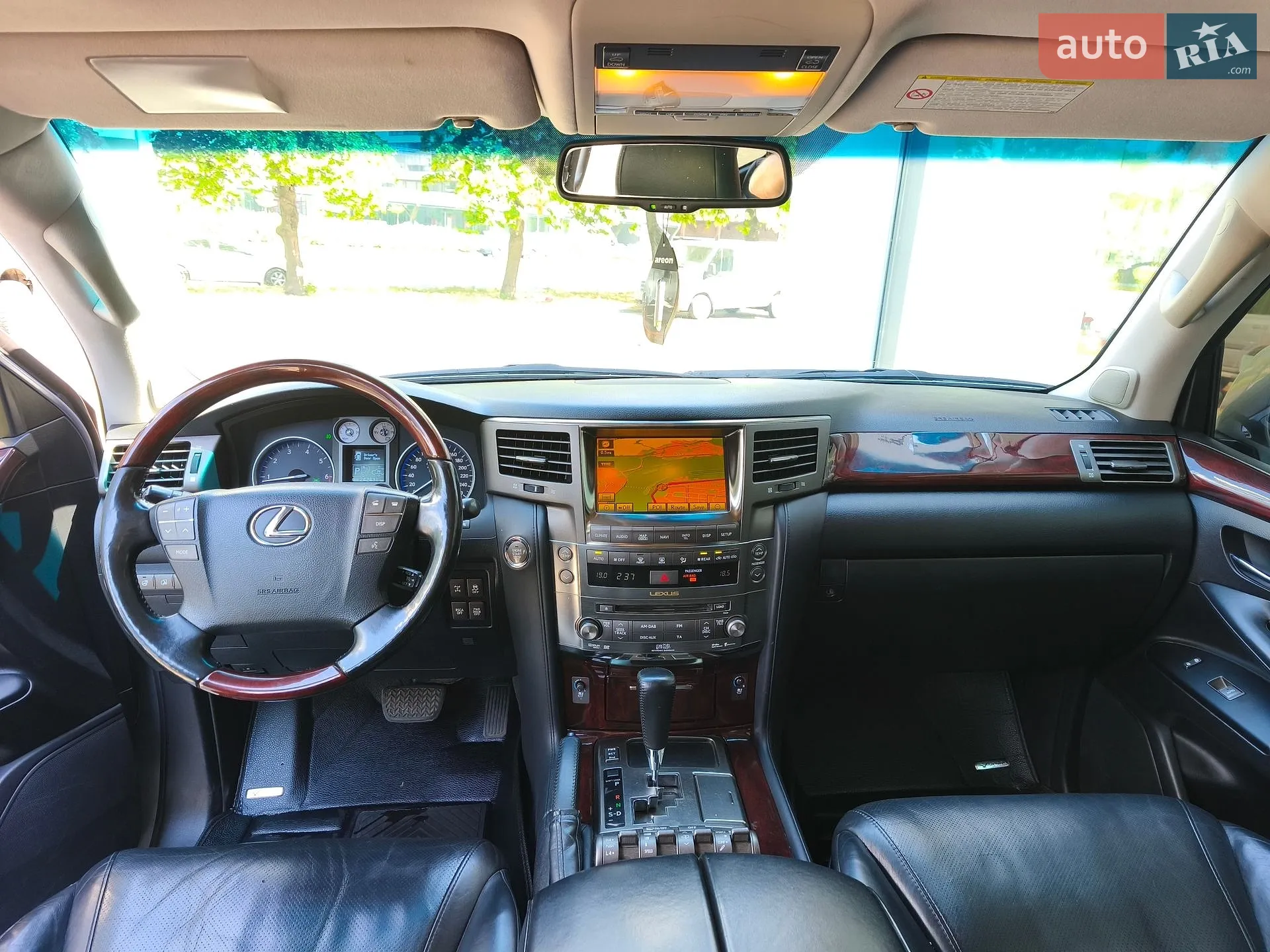 2011 Lexus LX - мініатюра 23