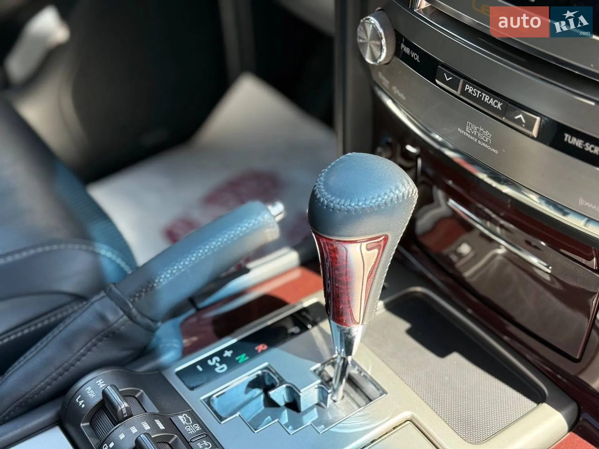 2012 Lexus LX - мініатюра 32