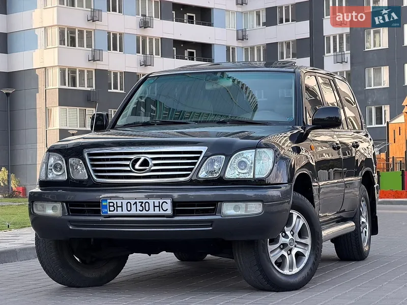 Lexus LX