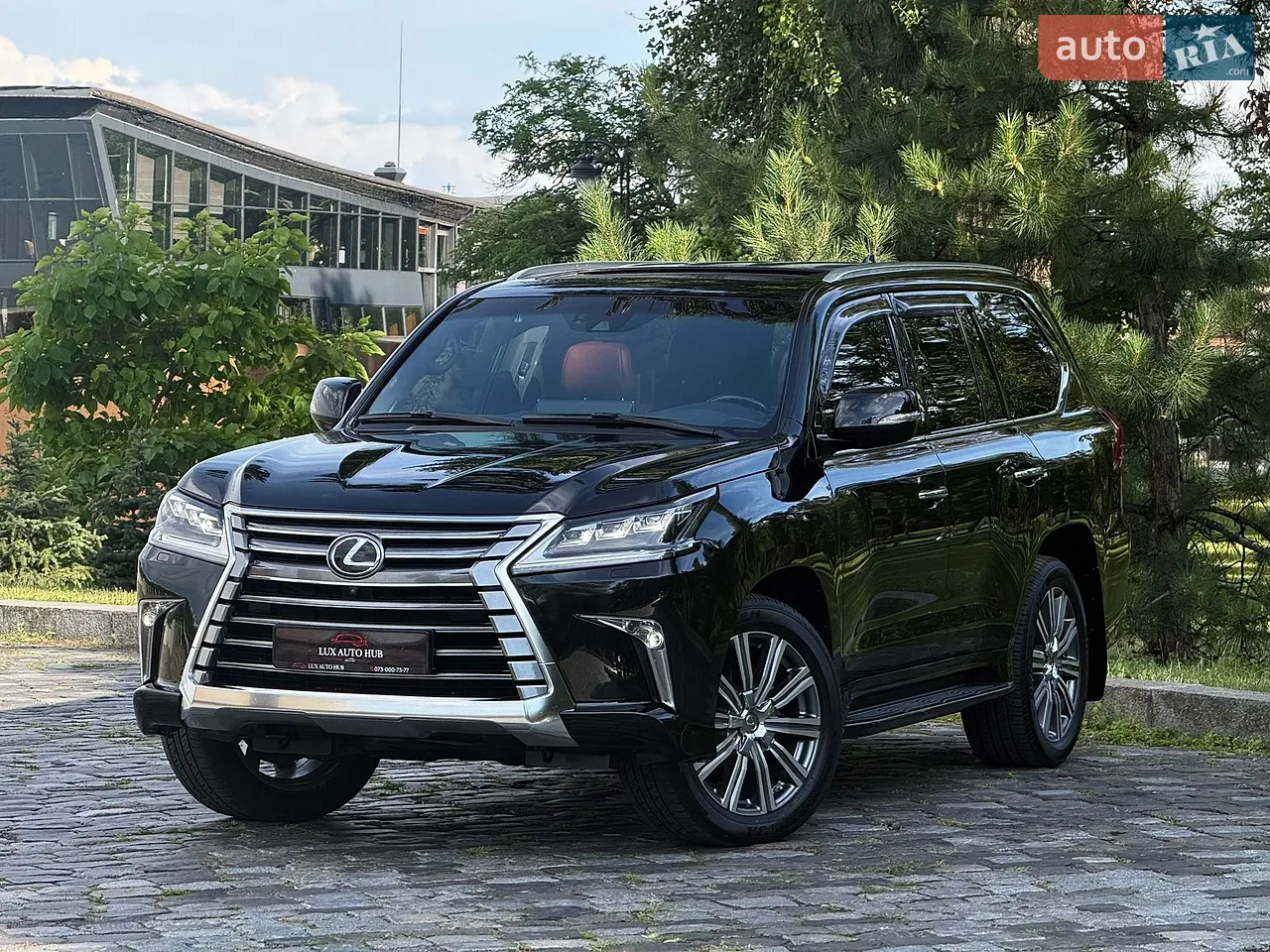 2017 Lexus LX - мініатюра 13