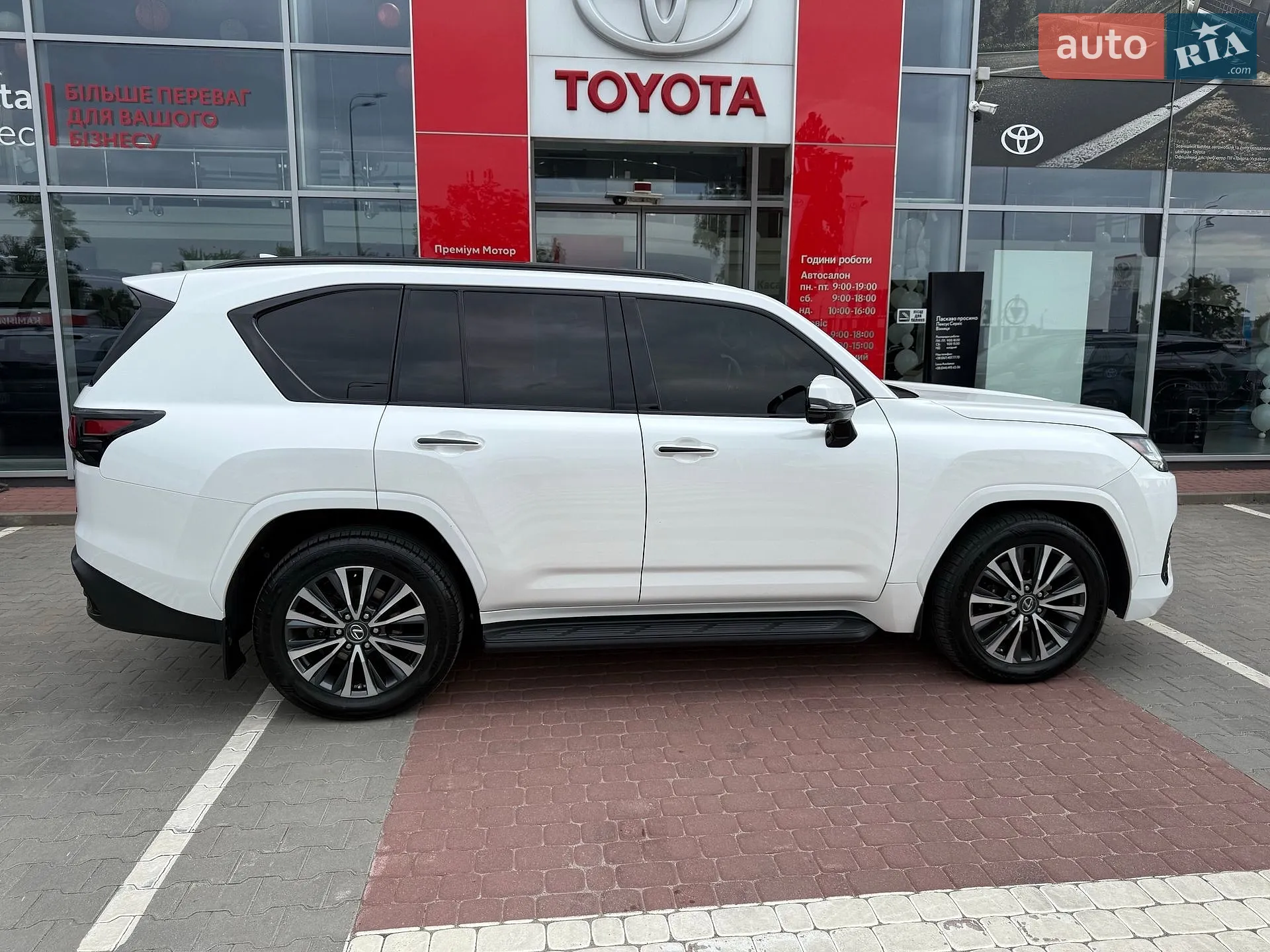 2022 Lexus LX - мініатюра 4