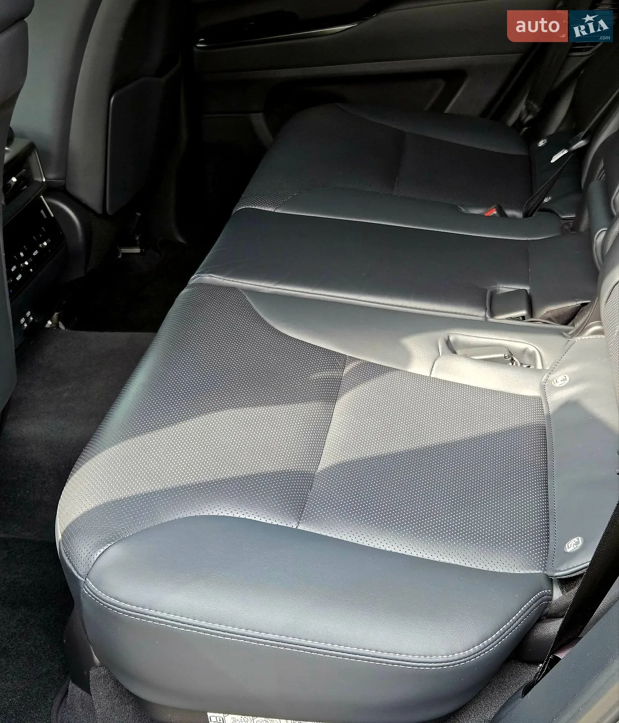 2022 Lexus LX - мініатюра 33