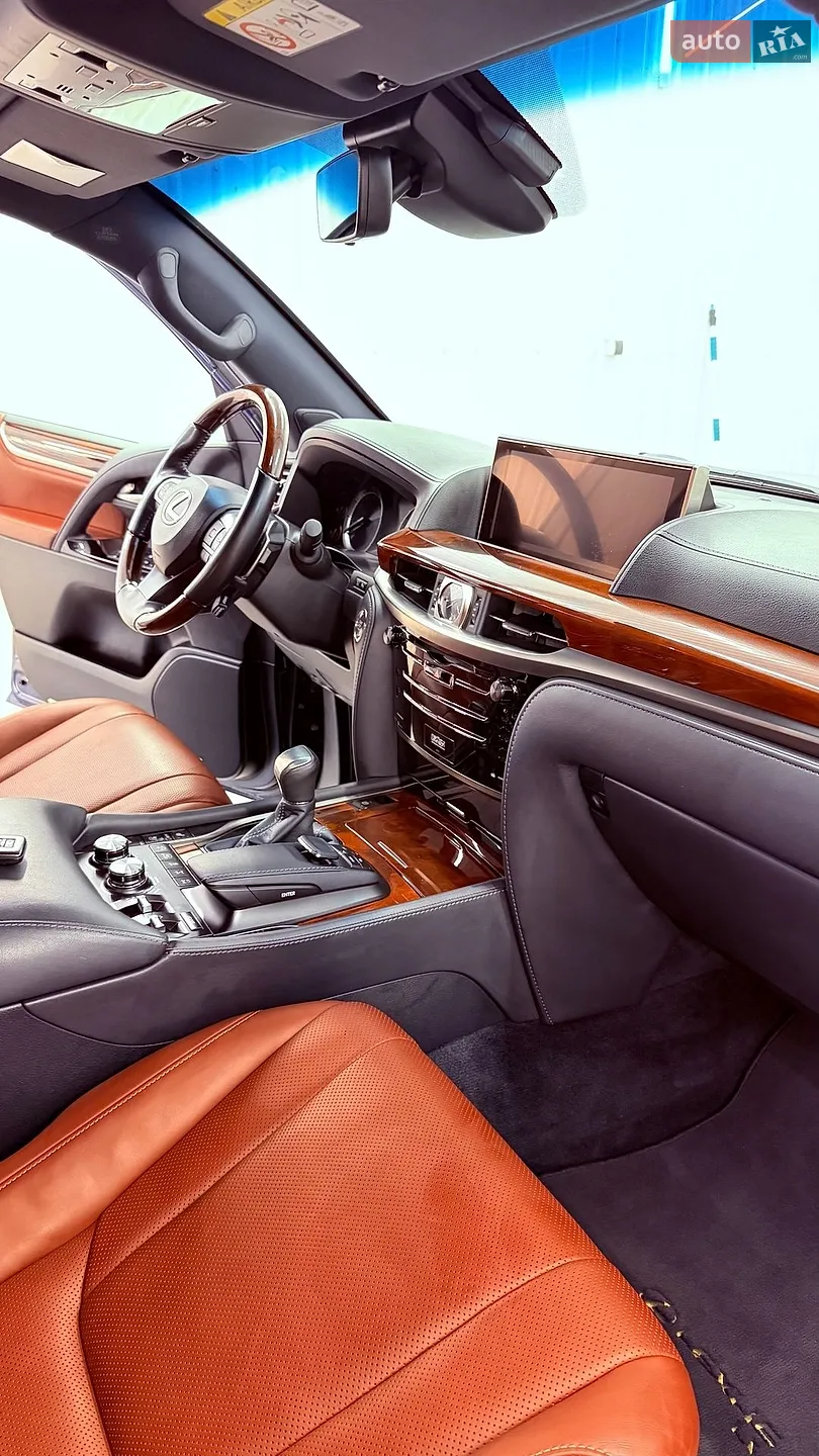 2017 Lexus LX - мініатюра 31