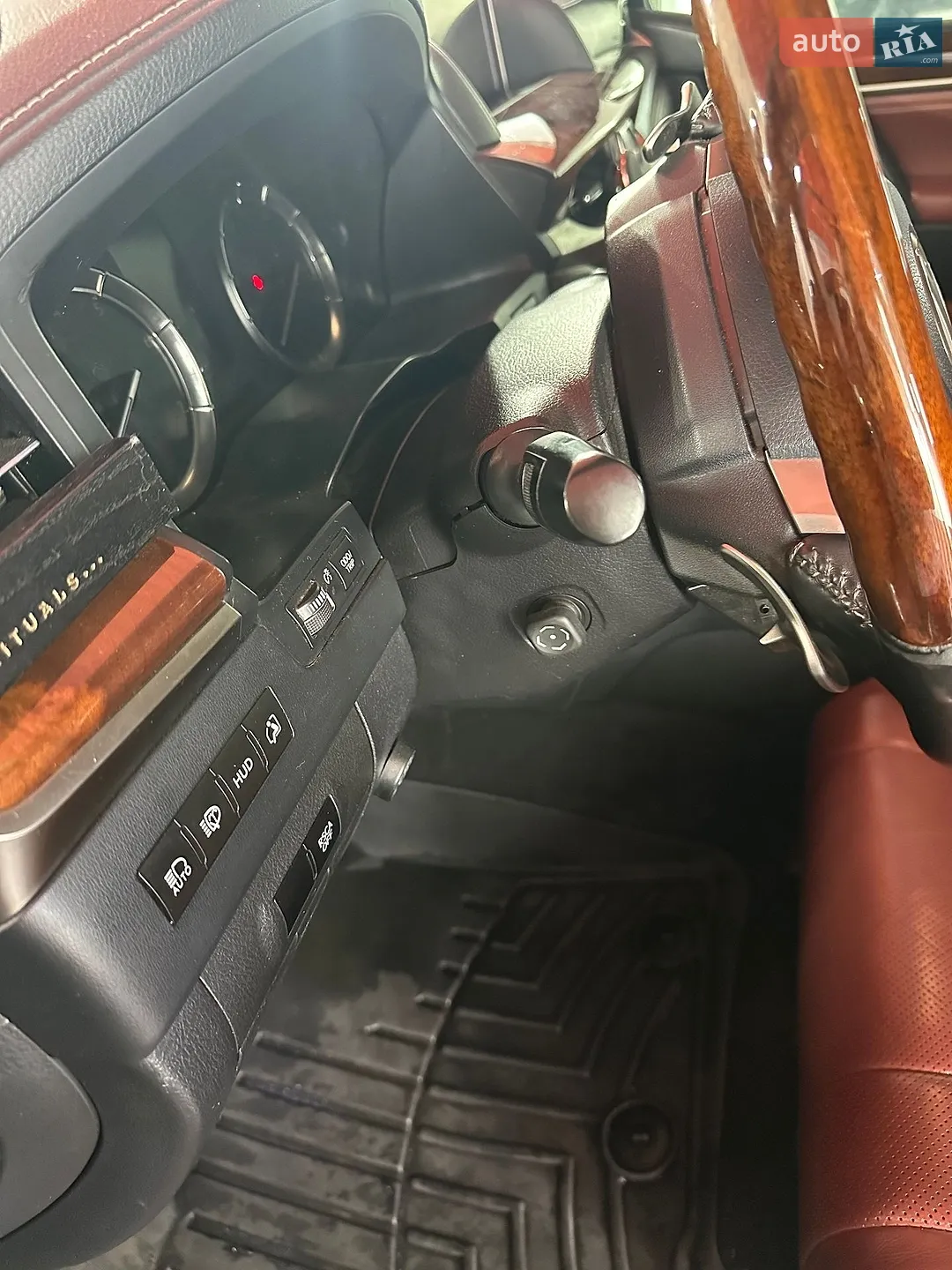 2017 Lexus LX - мініатюра 15